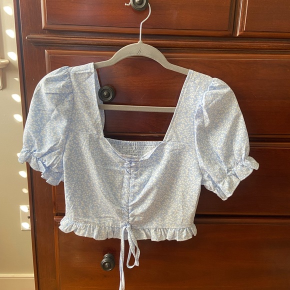 SHEIN Crop Top - Picture 4 of 4